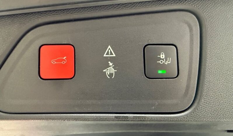 PEUGEOT 3008  | FWD (przód) | Automatyczna | 131 KM | Biały full