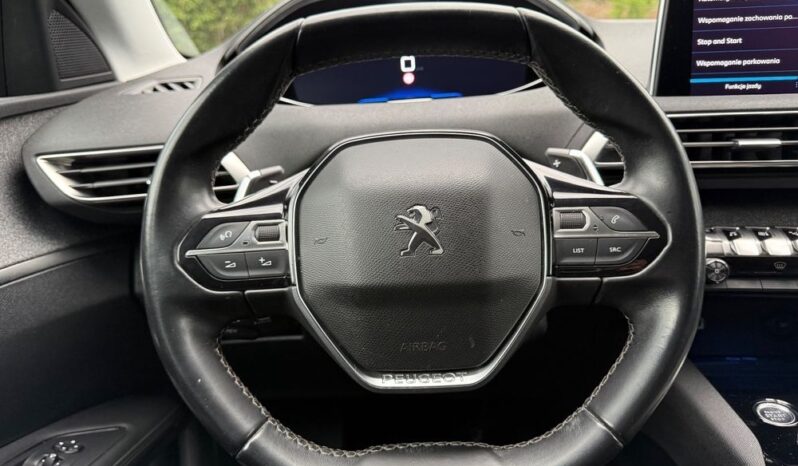 PEUGEOT 3008  | FWD (przód) | Automatyczna | 131 KM | Biały full