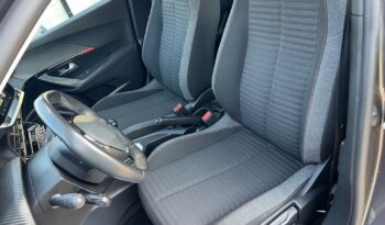 PEUGEOT 2008  | FWD (przód) | Manualna | 110 KM | Szary full