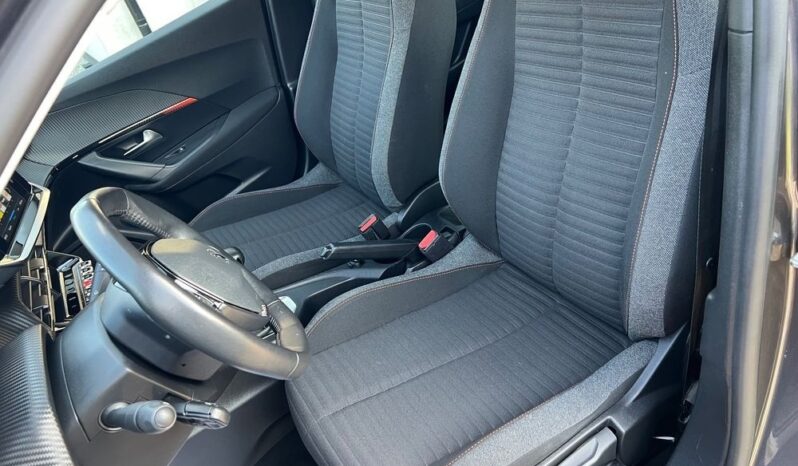 PEUGEOT 2008  | FWD (przód) | Manualna | 110 KM | Szary full