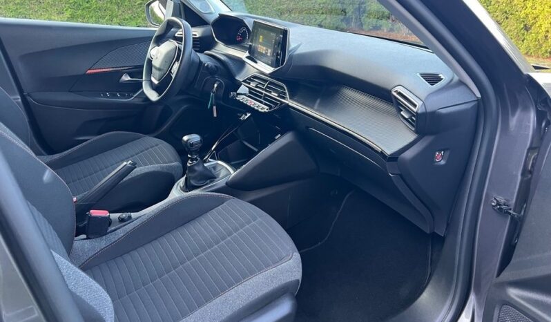 PEUGEOT 2008  | FWD (przód) | Manualna | 110 KM | Szary full