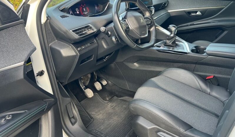 PEUGEOT 5008  | FWD (przód) | Manualna | 130 KM | Biały full