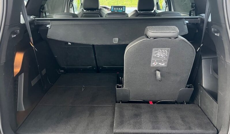 PEUGEOT 5008  | FWD (przód) | Manualna | 130 KM | Biały full