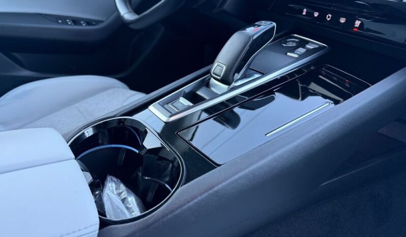 PEUGEOT 508  | FWD (przód) | Automatyczna | 130 KM | Niebieski full