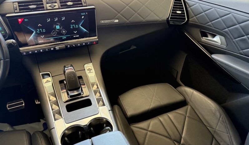 DS Automobiles DS 7 Crossback | 4×4 (doł. automatycznie) | Automatyczna | 200 KM | Biały full