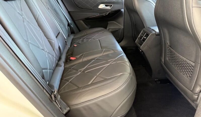 DS Automobiles DS 7 Crossback | 4×4 (doł. automatycznie) | Automatyczna | 200 KM | Biały full