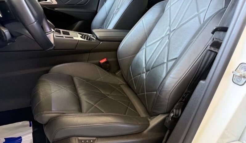 DS Automobiles DS 7 Crossback | 4×4 (doł. automatycznie) | Automatyczna | 200 KM | Biały full