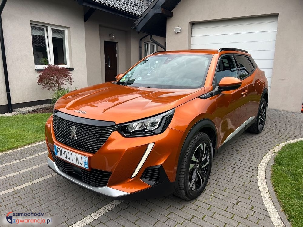Peugeot 2008  | Fwd (Przód) | Automatyczna | 130 Km | Pomarańczowy
