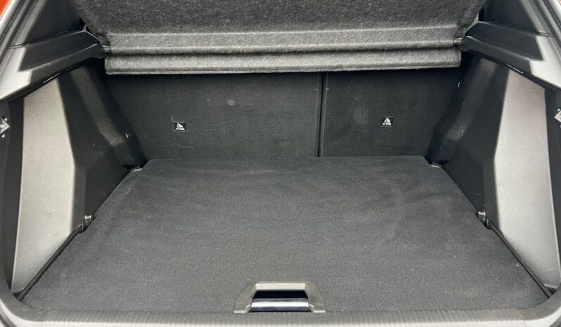 PEUGEOT 2008  | FWD (przód) | Automatyczna | 130 KM | Pomarańczowy full