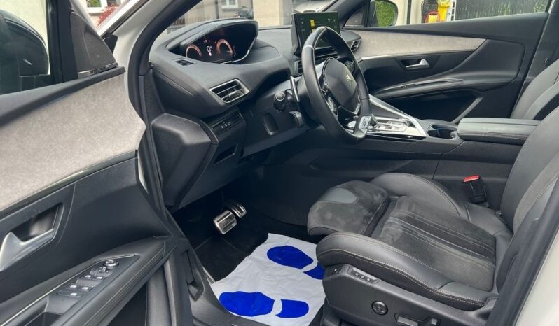 PEUGEOT 3008  | FWD (przód) | Automatyczna | 130 KM | Biały full