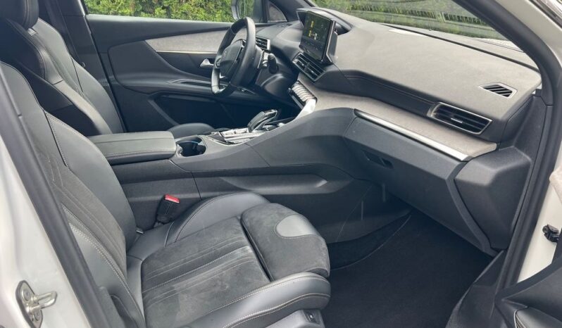 PEUGEOT 3008  | FWD (przód) | Automatyczna | 130 KM | Biały full