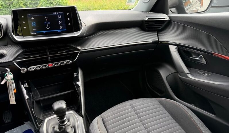 PEUGEOT 2008  | FWD (przód) | Manualna | 102 KM | Szary full