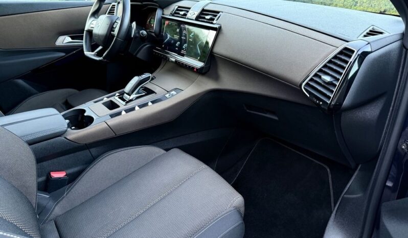 DS Automobiles DS 7 Crossback | FWD (przód) | Automatyczna | 225 KM | Granatowy full