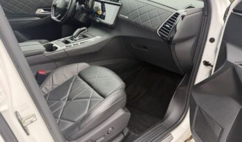 DS Automobiles DS 7 Crossback | 4×4 (doł. automatycznie) | Automatyczna | 300 KM | Biały full