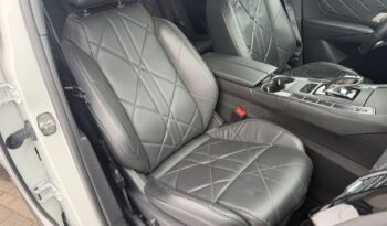 DS Automobiles DS 7 Crossback | 4×4 (doł. automatycznie) | Automatyczna | 300 KM | Biały full