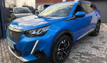 Peugeot 2008  | Fwd (Przód) | Automatyczna | 130 Km | Niebieski