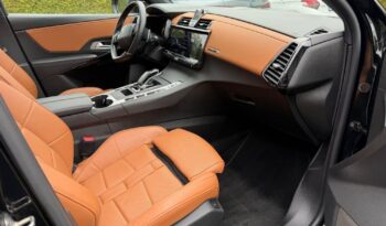 DS Automobiles DS 7 Crossback | 4×4 (doł. automatycznie) | Automatyczna | 300 KM | Czarny full
