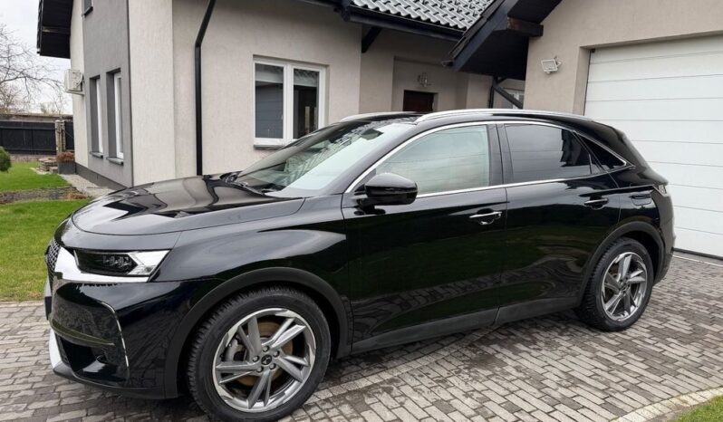 DS Automobiles DS 7 Crossback | 4×4 (doł. automatycznie) | Automatyczna | 300 KM | Czarny full