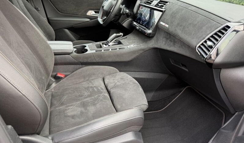 DS Automobiles DS 7 Crossback | FWD (przód) | Automatyczna | 225 KM | Szary full