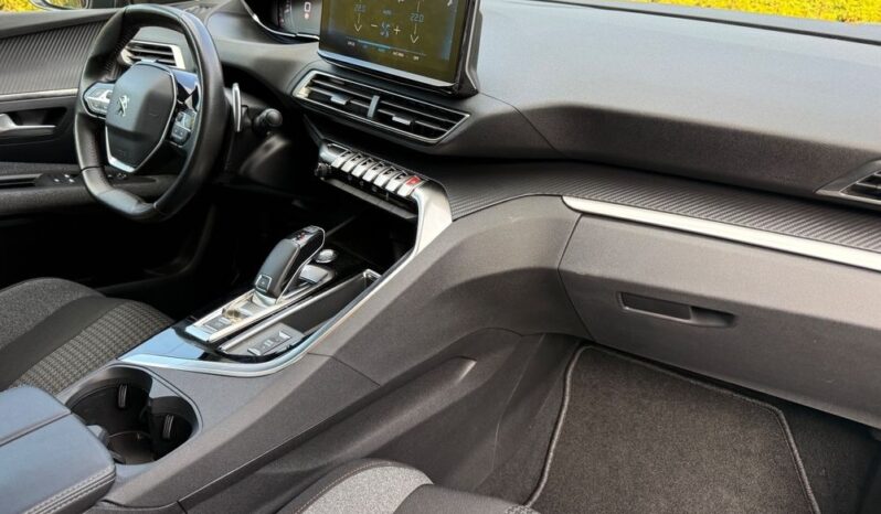 PEUGEOT 3008  | FWD (przód) | Automatyczna | 130 KM | Niebieski full