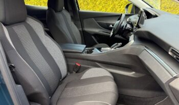 PEUGEOT 3008  | FWD (przód) | Automatyczna | 130 KM | Niebieski full