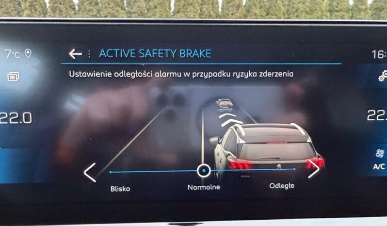 PEUGEOT 3008  | FWD (przód) | Automatyczna | 130 KM | Niebieski full