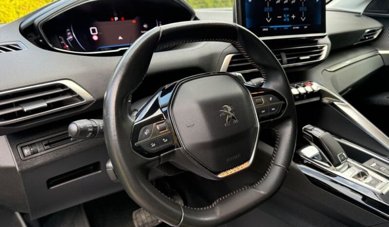 PEUGEOT 3008  | FWD (przód) | Automatyczna | 130 KM | Niebieski full