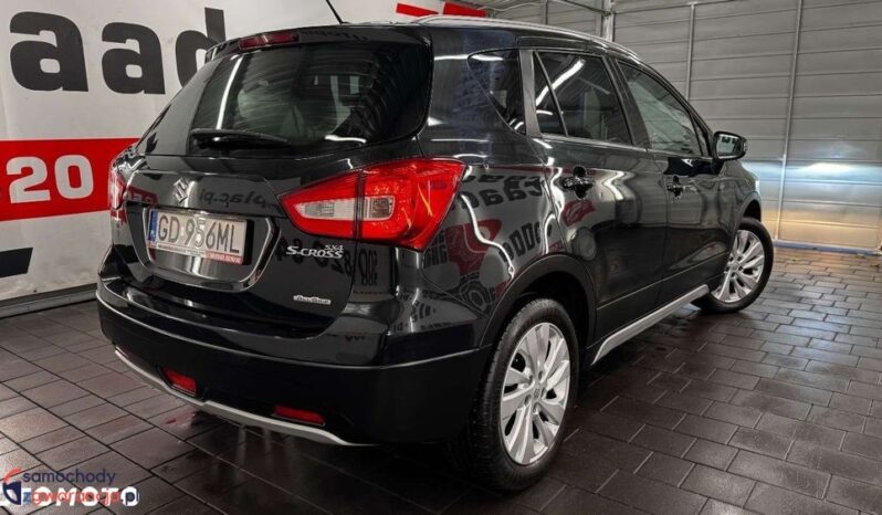 SUZUKI SX4 S-Cross  | 4×4 (doł. automatycznie) | Manualna | 110 KM | Czarny full