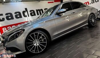 MERCEDES-BENZ Klasa C | 4×4 (stały) | Automatyczna | 245 KM | Szary full