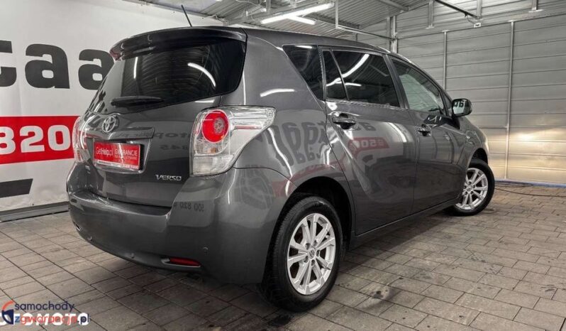 TOYOTA Verso | FWD (przód) | Manualna | 147 KM | Szary full