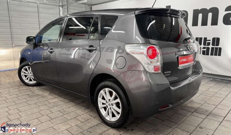 TOYOTA Verso | FWD (przód) | Manualna | 147 KM | Szary full
