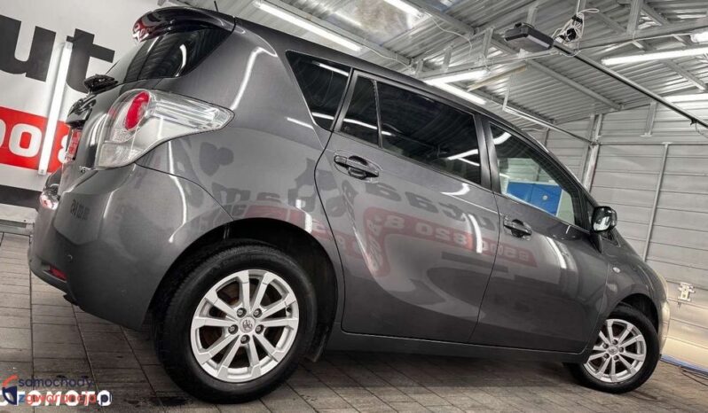 TOYOTA Verso | FWD (przód) | Manualna | 147 KM | Szary full