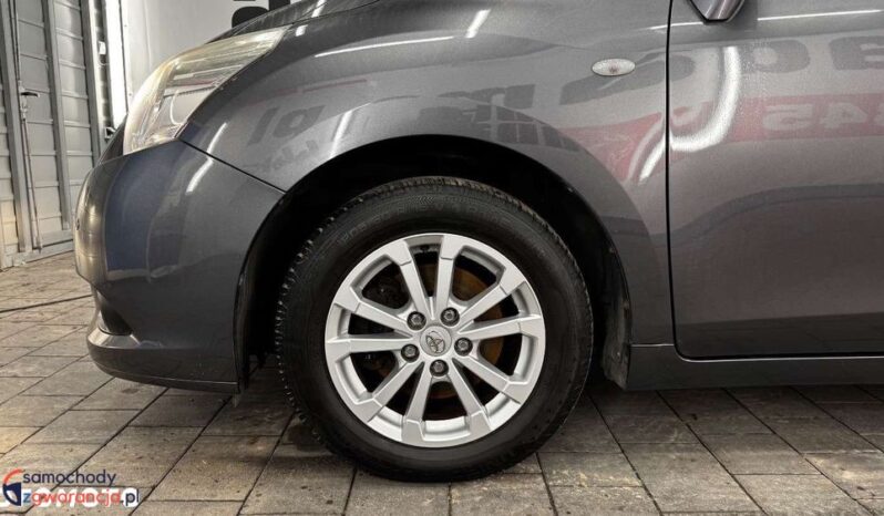 TOYOTA Verso | FWD (przód) | Manualna | 147 KM | Szary full