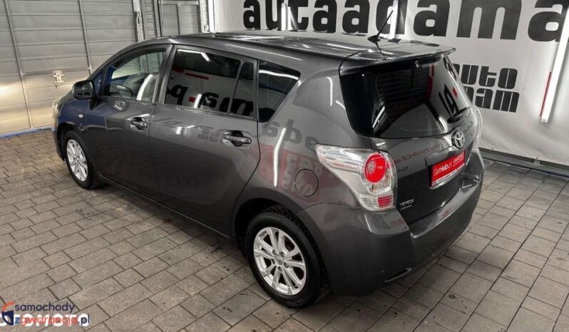 TOYOTA Verso | FWD (przód) | Manualna | 147 KM | Szary full