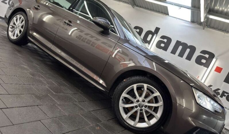 AUDI A4  | FWD (przód) | Automatyczna | 190 KM | Brązowy full