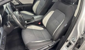 TOYOTA Avensis  | FWD (przód) | Manualna | 143 KM | Srebrny full