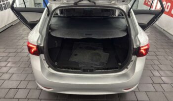 TOYOTA Avensis  | FWD (przód) | Manualna | 143 KM | Srebrny full