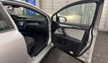 TOYOTA Avensis  | FWD (przód) | Manualna | 143 KM | Srebrny full