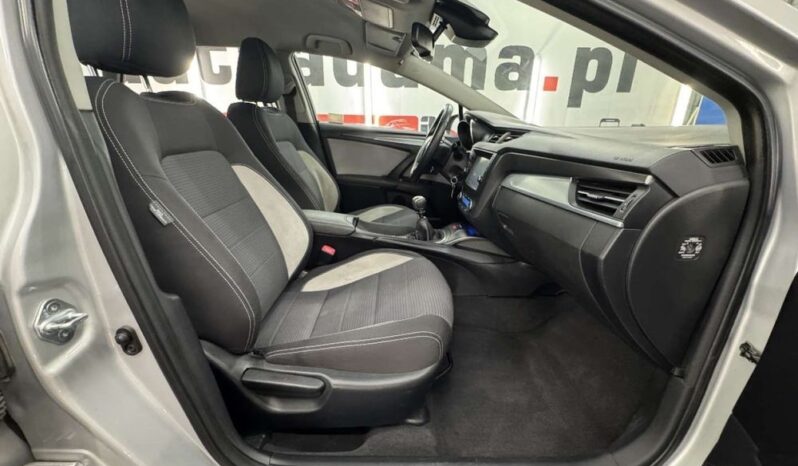 TOYOTA Avensis  | FWD (przód) | Manualna | 143 KM | Srebrny full
