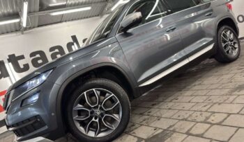 Skoda Kodiaq | 4×4 (stały) | Automatyczna | 190 KM | Szary full