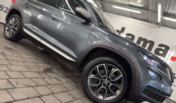 Skoda Kodiaq | 4×4 (stały) | Automatyczna | 190 KM | Szary full