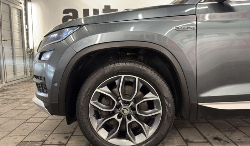 Skoda Kodiaq | 4×4 (stały) | Automatyczna | 190 KM | Szary full