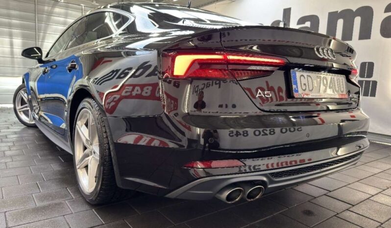 AUDI A5  | 4×4 (stały) | Automatyczna | 190 KM | Czarny full