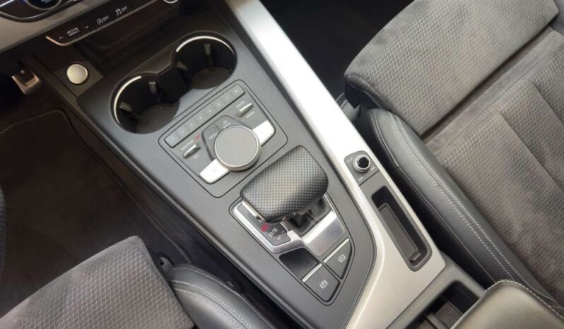 AUDI A5  | 4×4 (stały) | Automatyczna | 190 KM | Czarny full