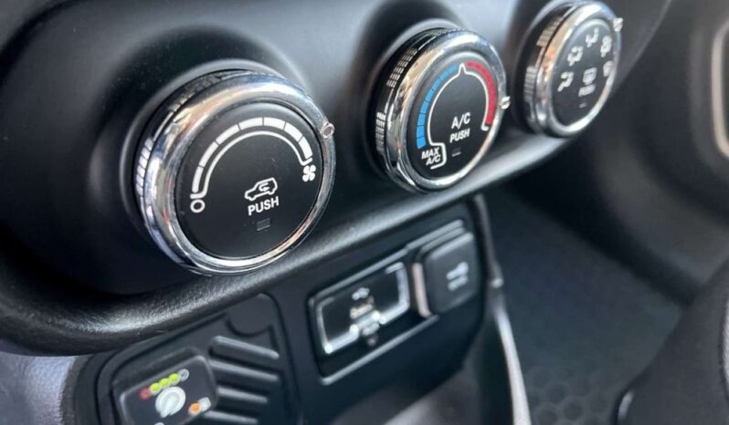 JEEP Renegade  | FWD (przód) | Manualna | 110 KM | Zielony full