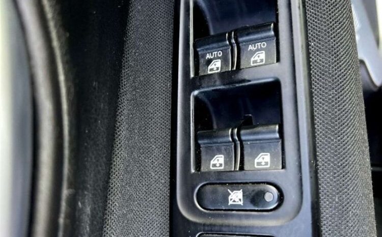 JEEP Renegade  | FWD (przód) | Manualna | 110 KM | Zielony full
