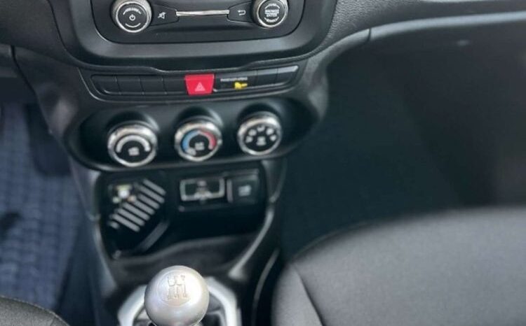 JEEP Renegade  | FWD (przód) | Manualna | 110 KM | Zielony full