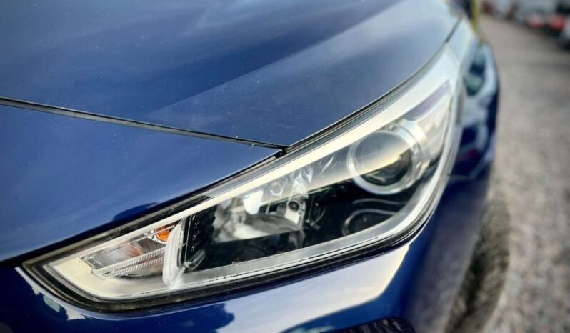 HYUNDAI I30  | FWD (przód) | Manualna | 100 KM | Granatowy full