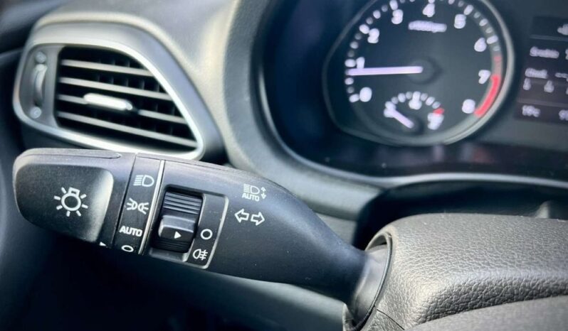 HYUNDAI I30  | FWD (przód) | Manualna | 100 KM | Granatowy full