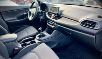 HYUNDAI I30  | FWD (przód) | Manualna | 100 KM | Granatowy full